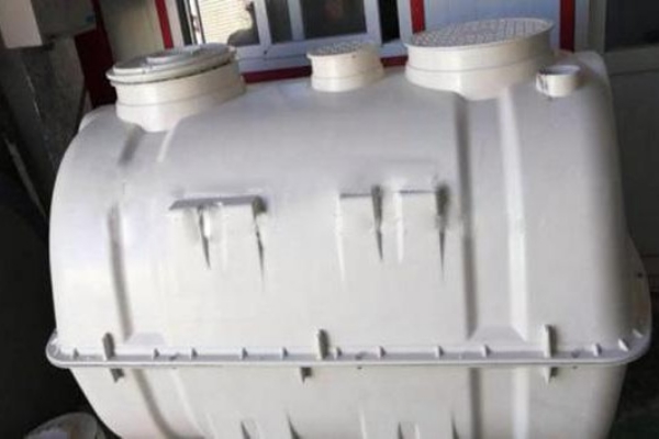 玻璃鋼化糞池生產廠家哪家好可靠嗎 玻璃鋼化糞池生產廠家哪家好可靠嗎