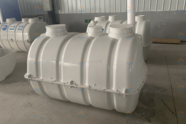 廁所改造使用的玻璃鋼化糞池厚度怎么決定？